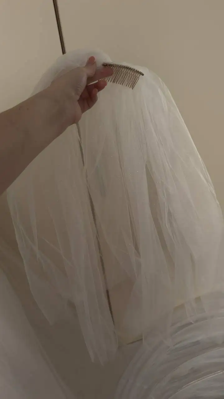 Продается свадебное платье белого цвета - Свадебные платья (Одежда) в Люберцы