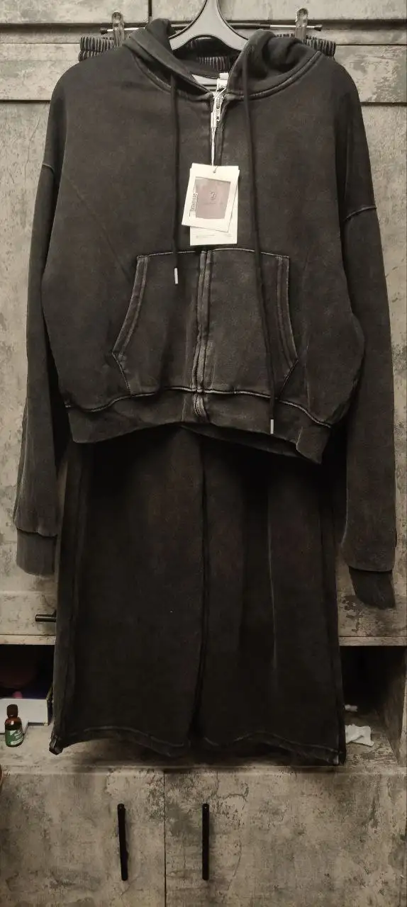 Спортивные костюмы варёнка новые размеры M и S - Спортивная одежда (Одежда) в Люберцы