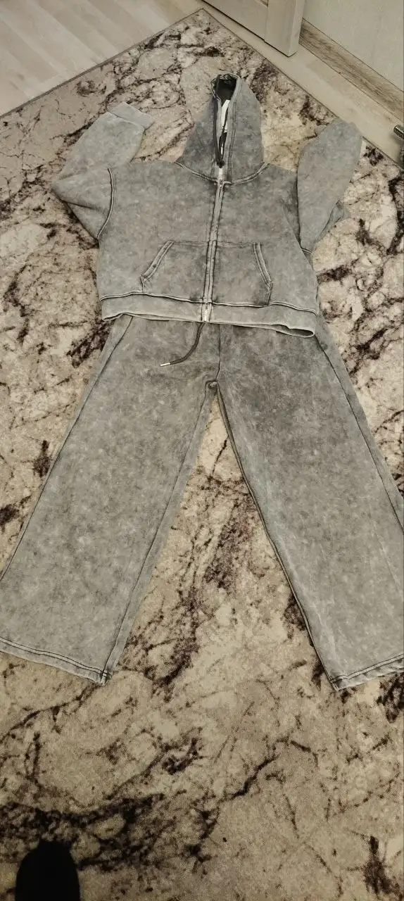 Спортивные костюмы варёнка новые размеры M и S - Спортивная одежда (Одежда) в Люберцы