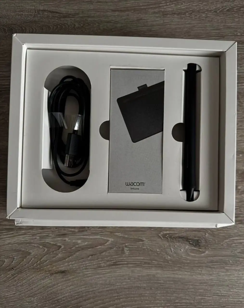 Графический планшет Wacom Intuos S Bluetooth - Периферия (Электроника) в Люберцы