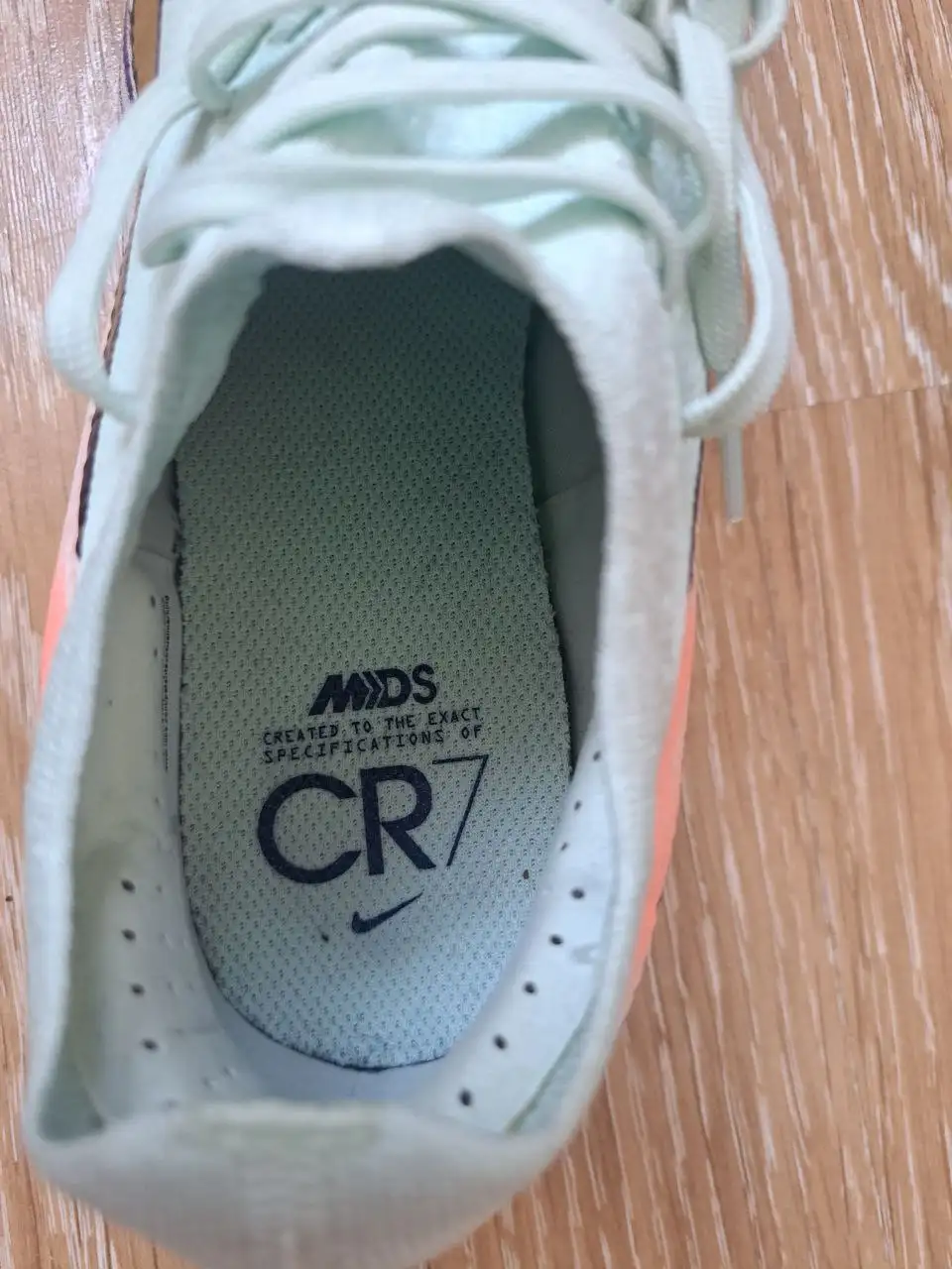 Бутсы Nike размер 35.5 в отличном состоянии - Обувь (Барахолка) в Люберцы