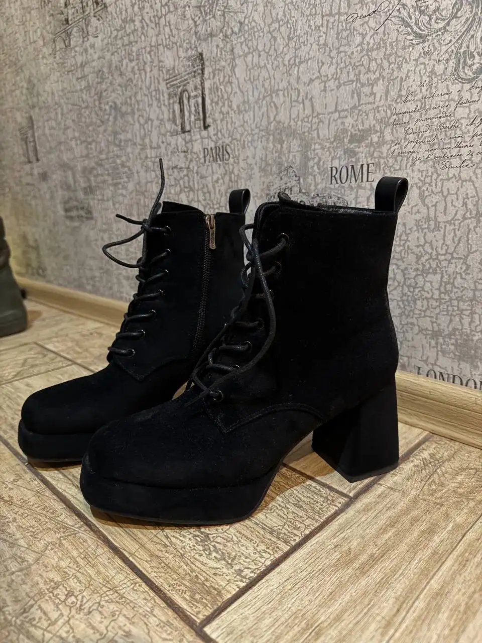 Демисезонные ботинки 38 размера - Обувь (Одежда) в Люберцы