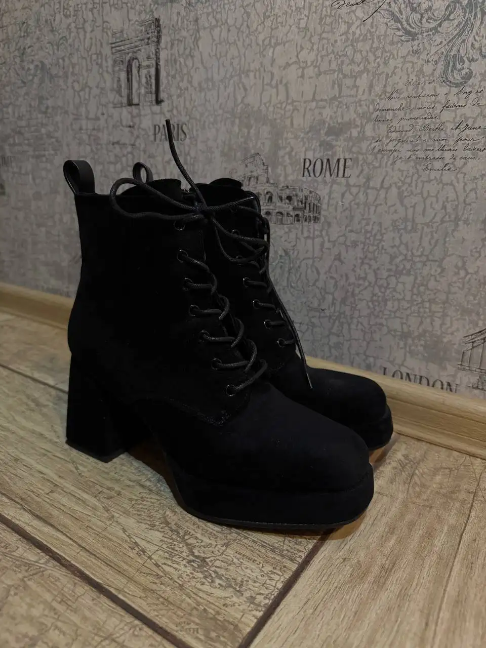 Демисезонные ботинки 38 размера - Обувь (Одежда) в Люберцы