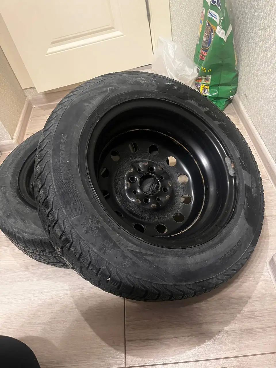 Продажа зимних колес R14 175-70-14 - Шины и диски (Авто) в Люберцы