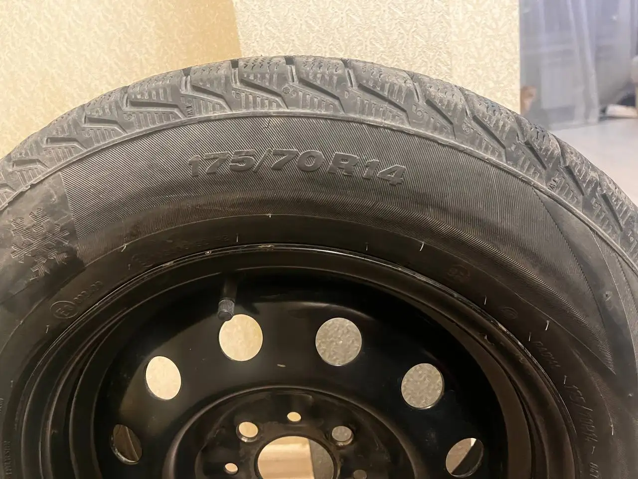 Продажа зимних колес R14 175-70-14 - Шины и диски (Авто) в Люберцы