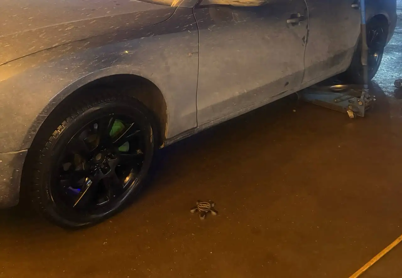 Продажа резины 225/50/R17 с дисками - Шины и диски (Авто) в Люберцы