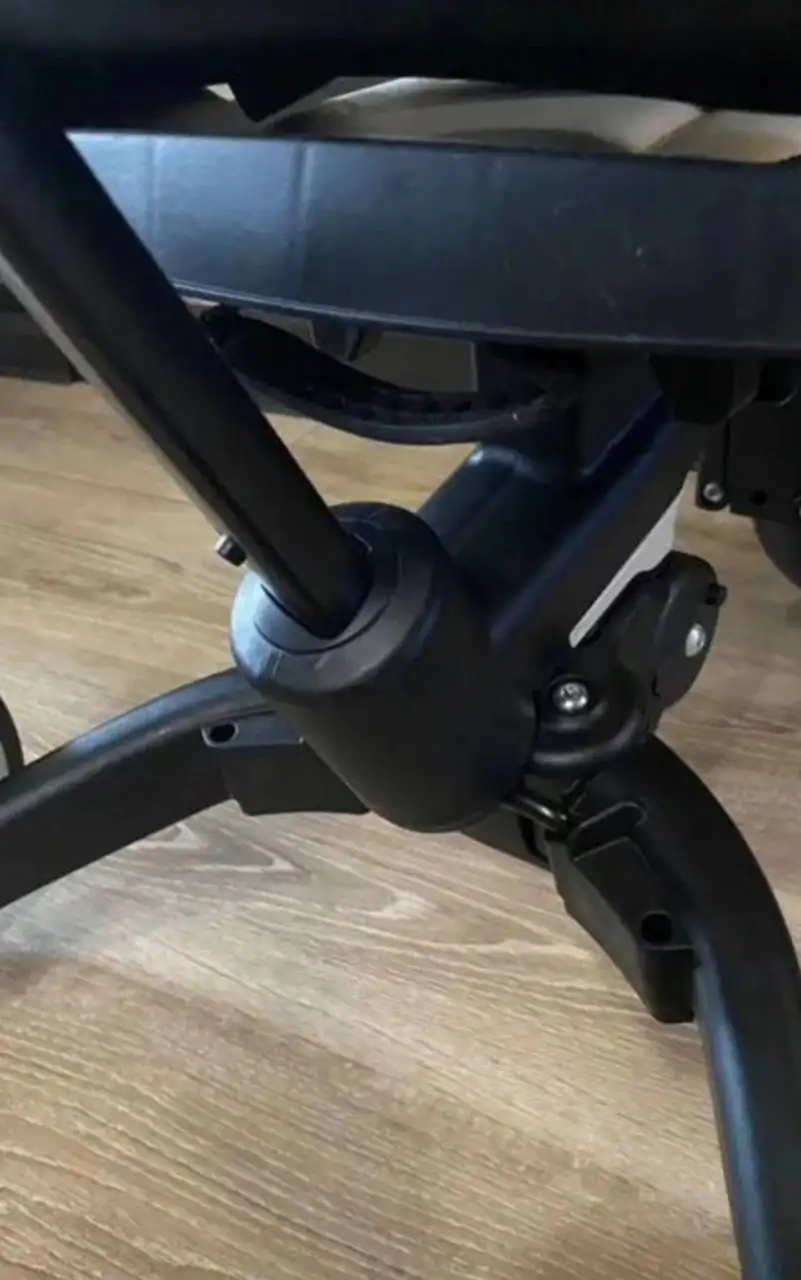 Продам трёхколёсный велосипед 4 в 1 для детей от года - Велосипеды (Товары для детей) в Люберцы