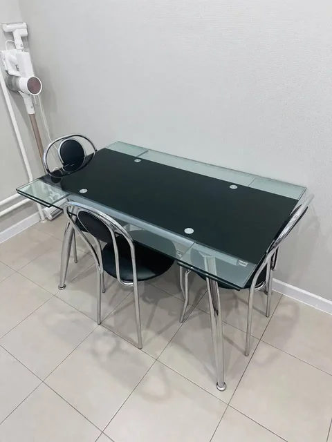 Продам стеклянный стол на 6 персон со стульями - Люстры в Люберцы