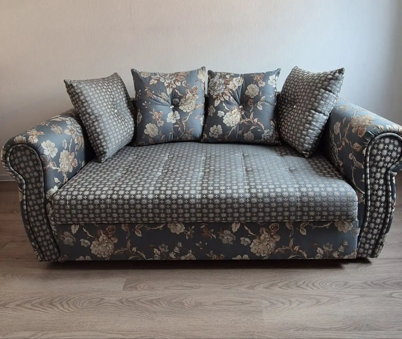 Продам диван Фараон ткань жаккард для малогабаритной комнаты - Мебель (Для дома и дачи) в Люберцы