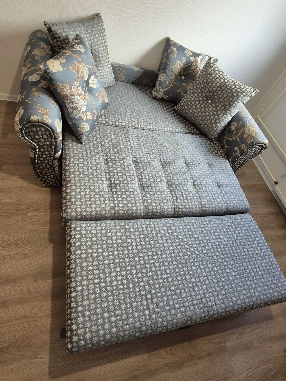 Продам диван Фараон ткань жаккард для малогабаритной комнаты - Мебель (Для дома и дачи) в Люберцы