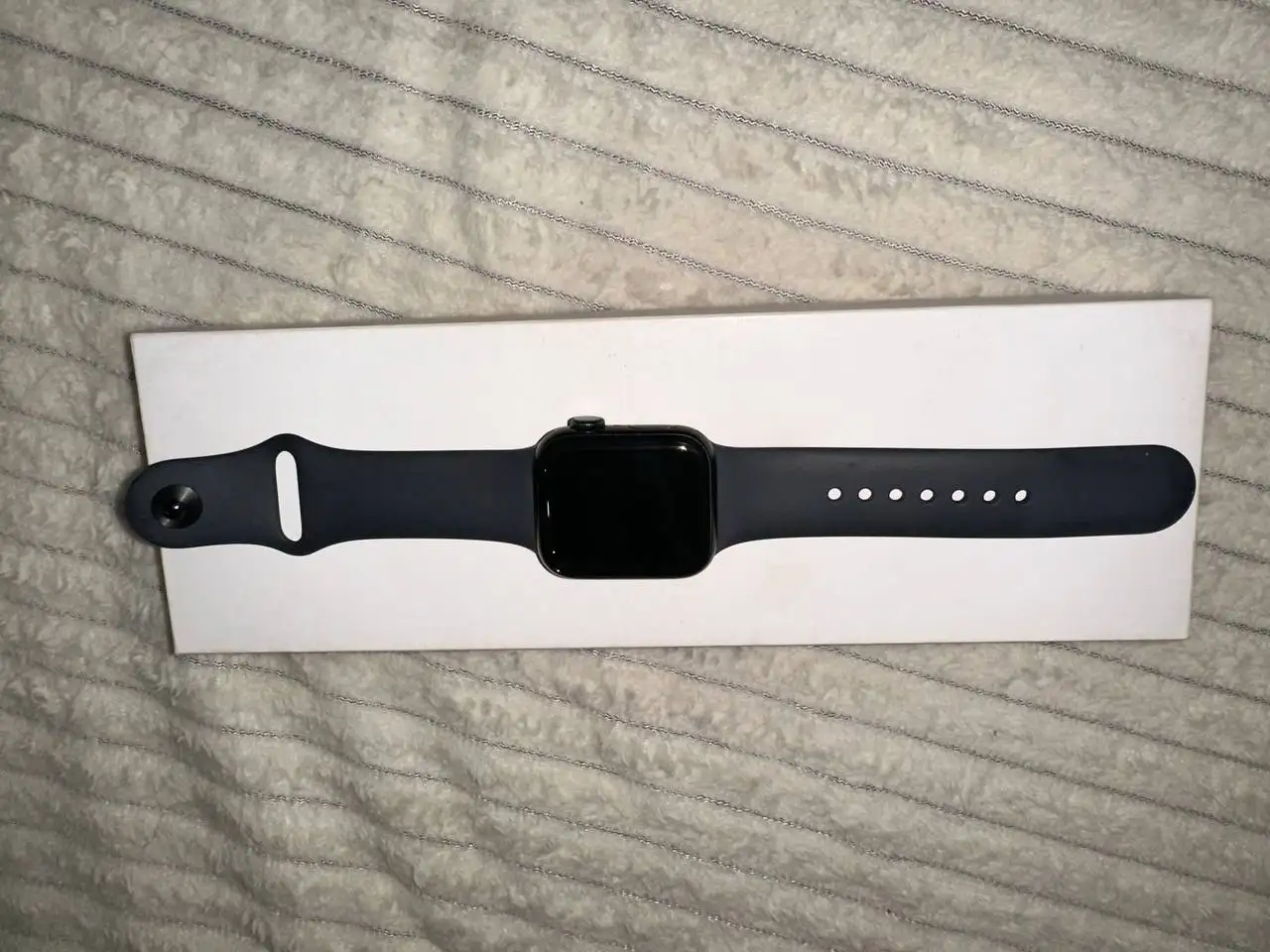 Продам Apple Watch SE 2 поколения 40мм Midnight - Часы (Электроника) в Люберцы
