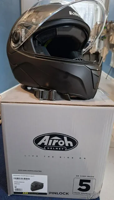 Продажа шлема Airoh Helmet - Защитная экипировка в Люберцы