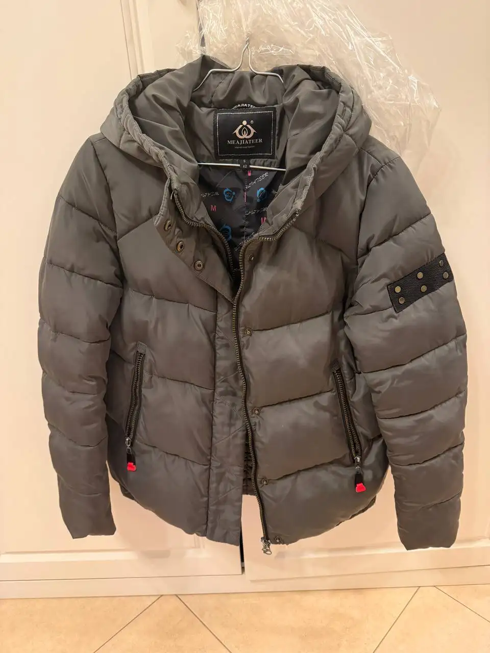 Весенняя/осенняя куртка после химчистки размер 42 - Верхняя одежда (Одежда) в Люберцы