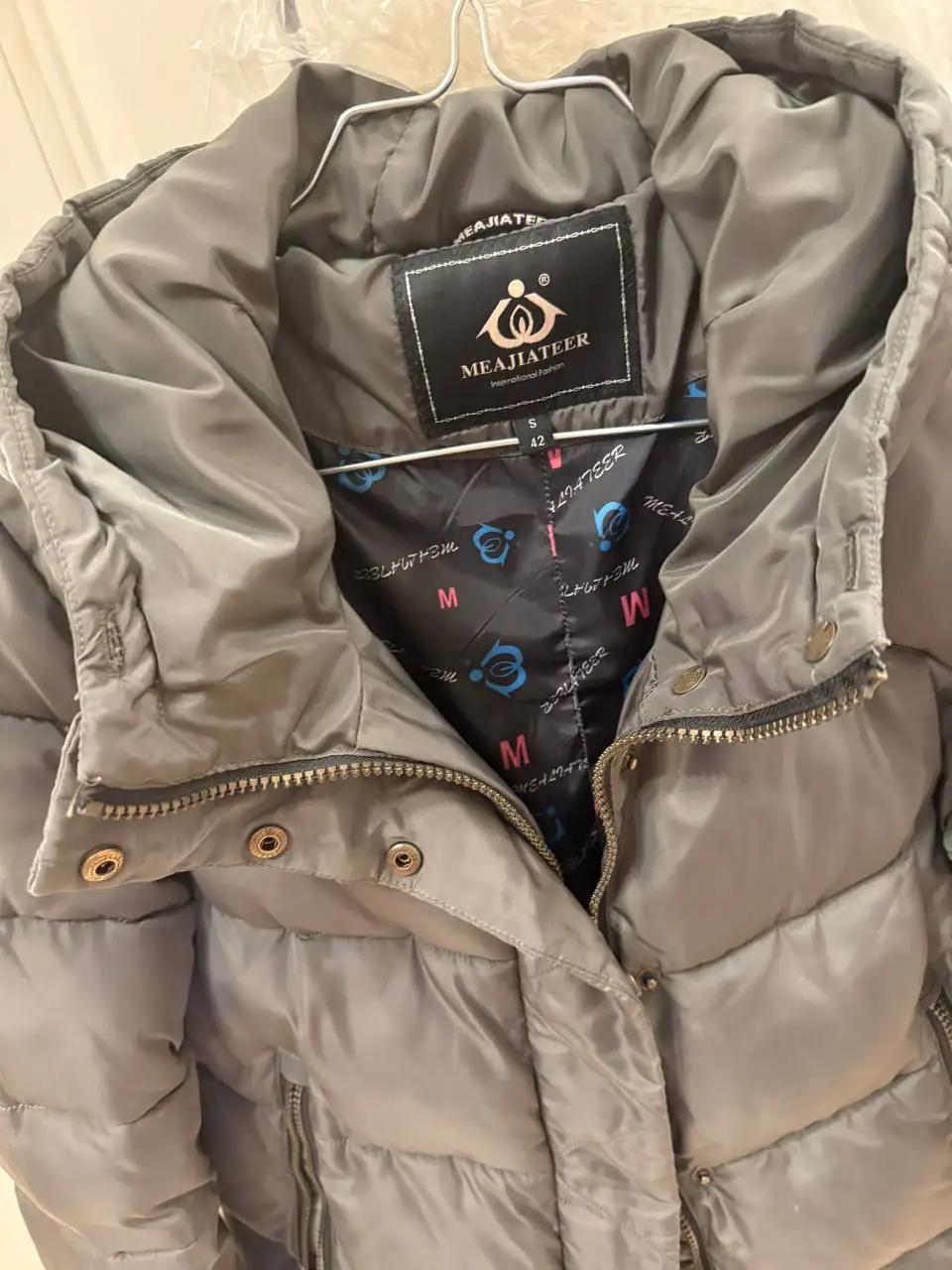 Весенняя/осенняя куртка после химчистки размер 42 - Верхняя одежда (Одежда) в Люберцы