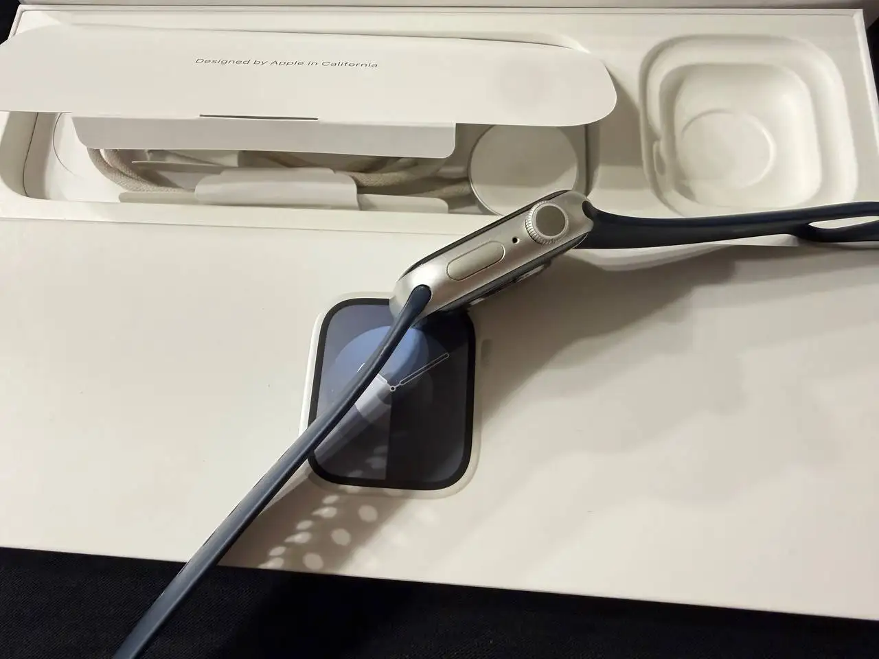 Продам Apple Watch 9 41mm Starlight в идеальном состоянии - Умные часы (Электроника) в Люберцы