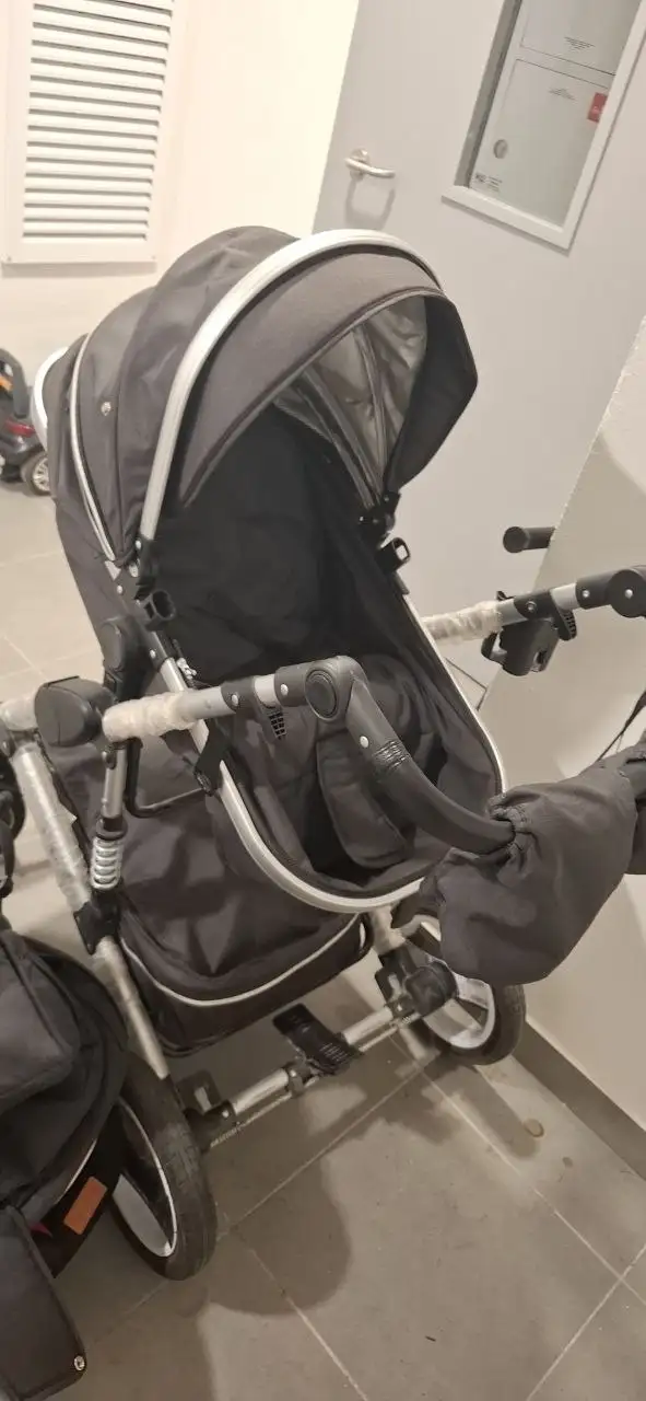 Продаётся б/у детская коляска с комплектацией - Коляски (Товары для детей) в Котельники