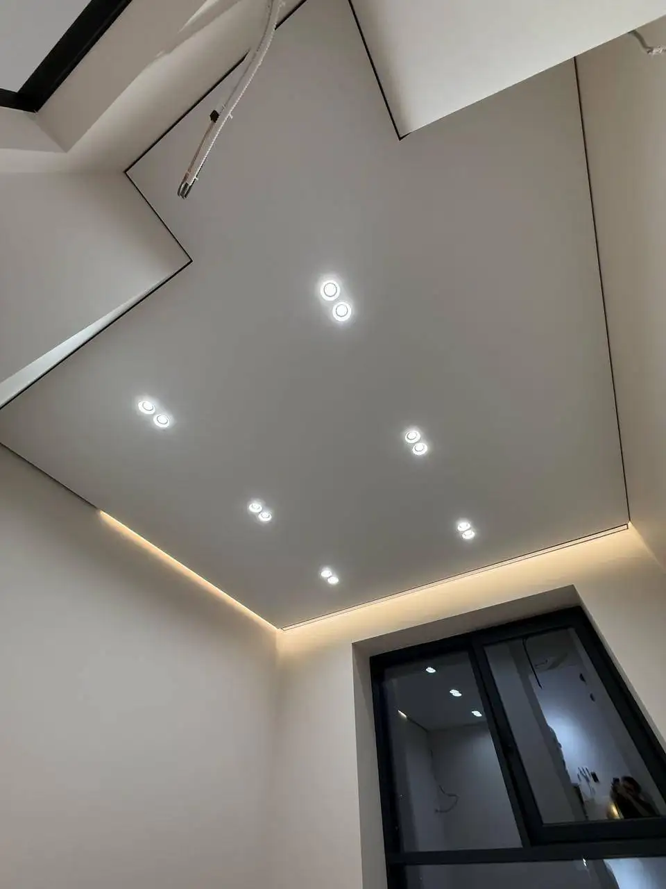 Установка натяжных потолков в Москве и МО - Ремонт и отделка (Услуги) в Москва