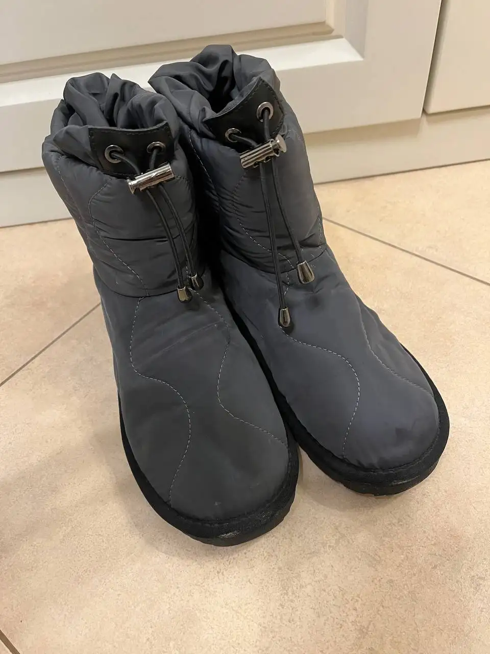 Женские утепленные сапоги дутики 36р - Обувь (Одежда) в Люберцы