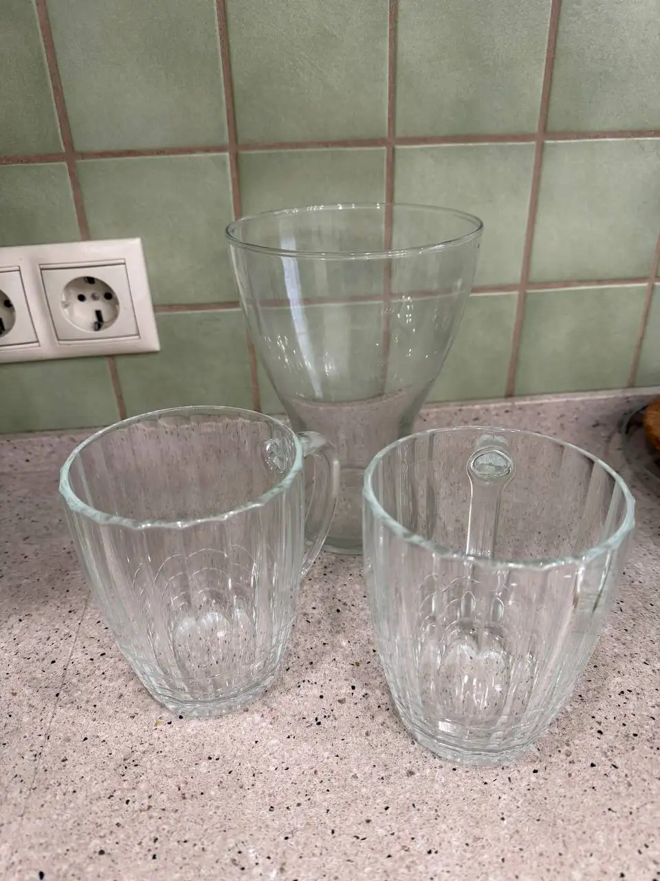 Ваза Ikea и пивные бокалы - null (Для дома и дачи) в Люберцы