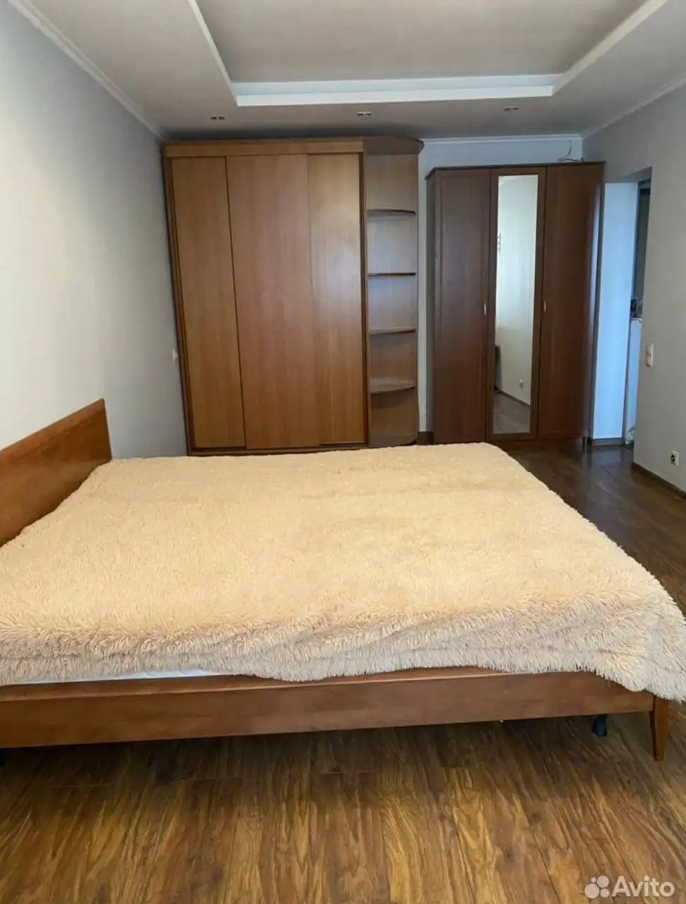 Продам шкаф, кровать и диван - Мебель (Для дома и дачи) в Люберцы