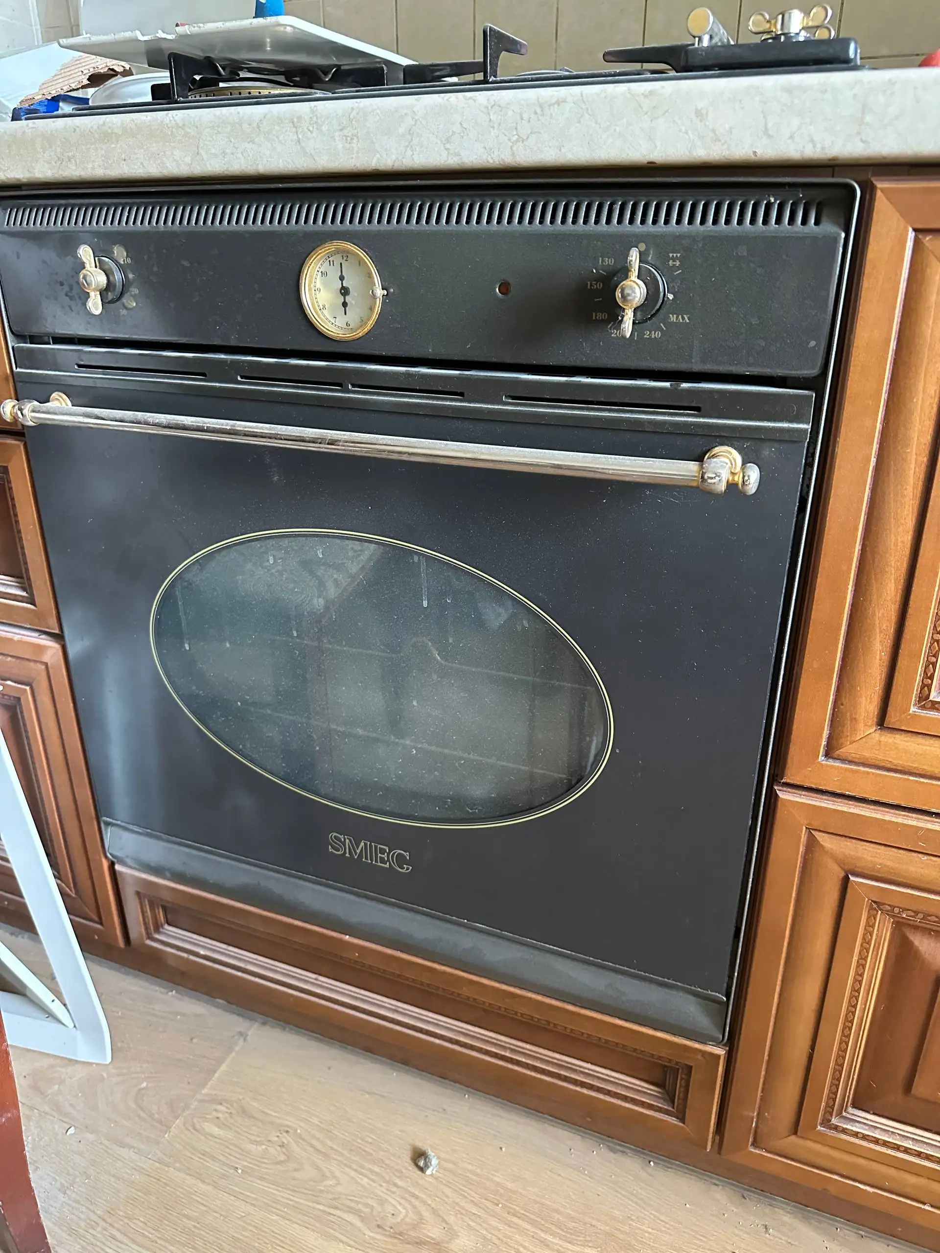 Кухня из массива дуба Люкс с техникой SMEG - Для дома и дачи в Люберцы