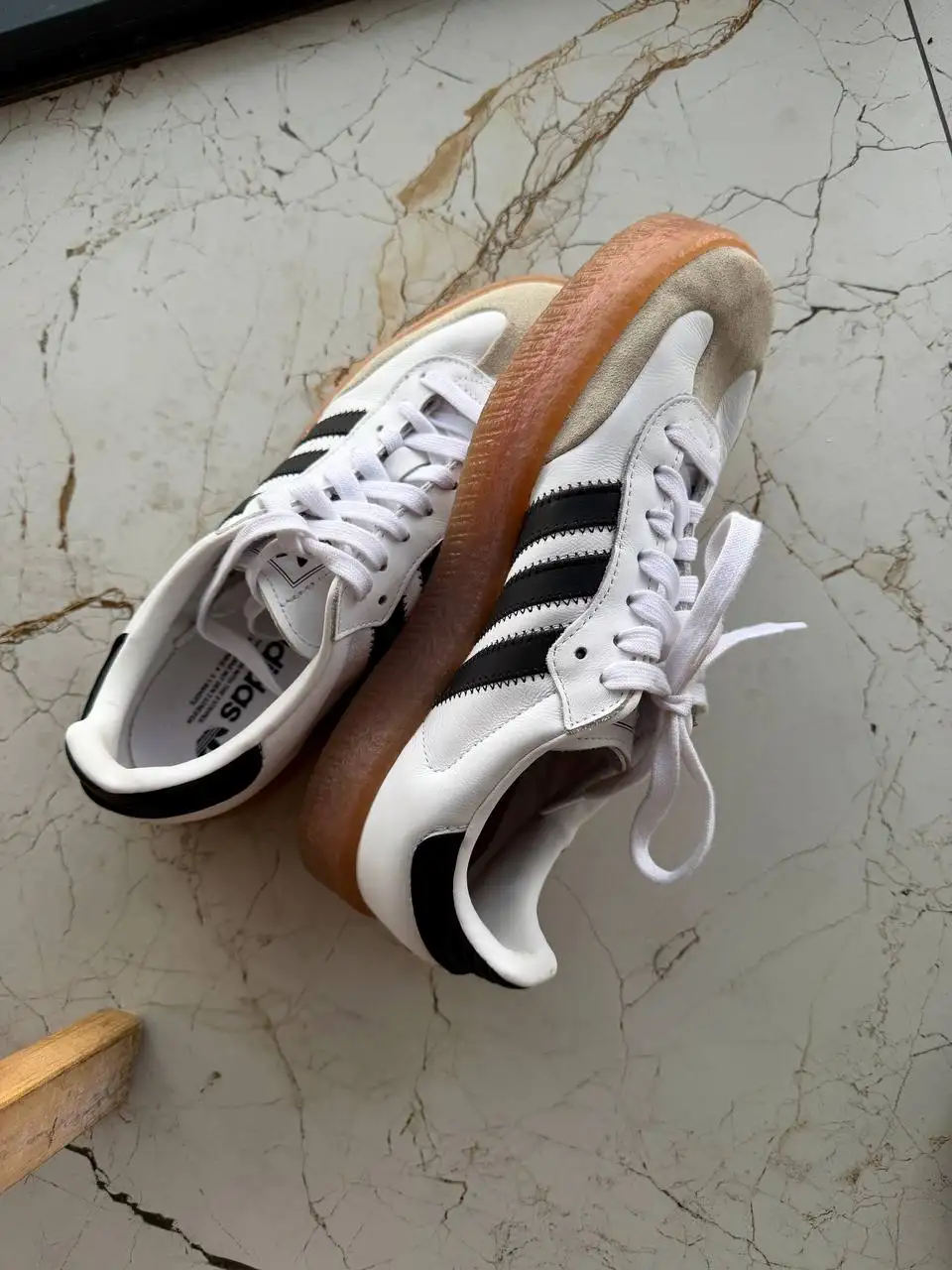 Кроссовки adidas Samba женские - Обувь (Одежда) в Неизвестно
