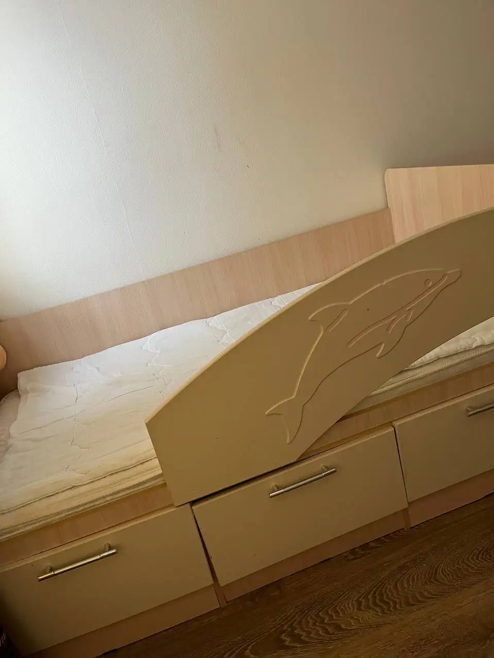 Продам детскую кровать с матрасом - Детские кровати (Товары для детей) в Неизвестно