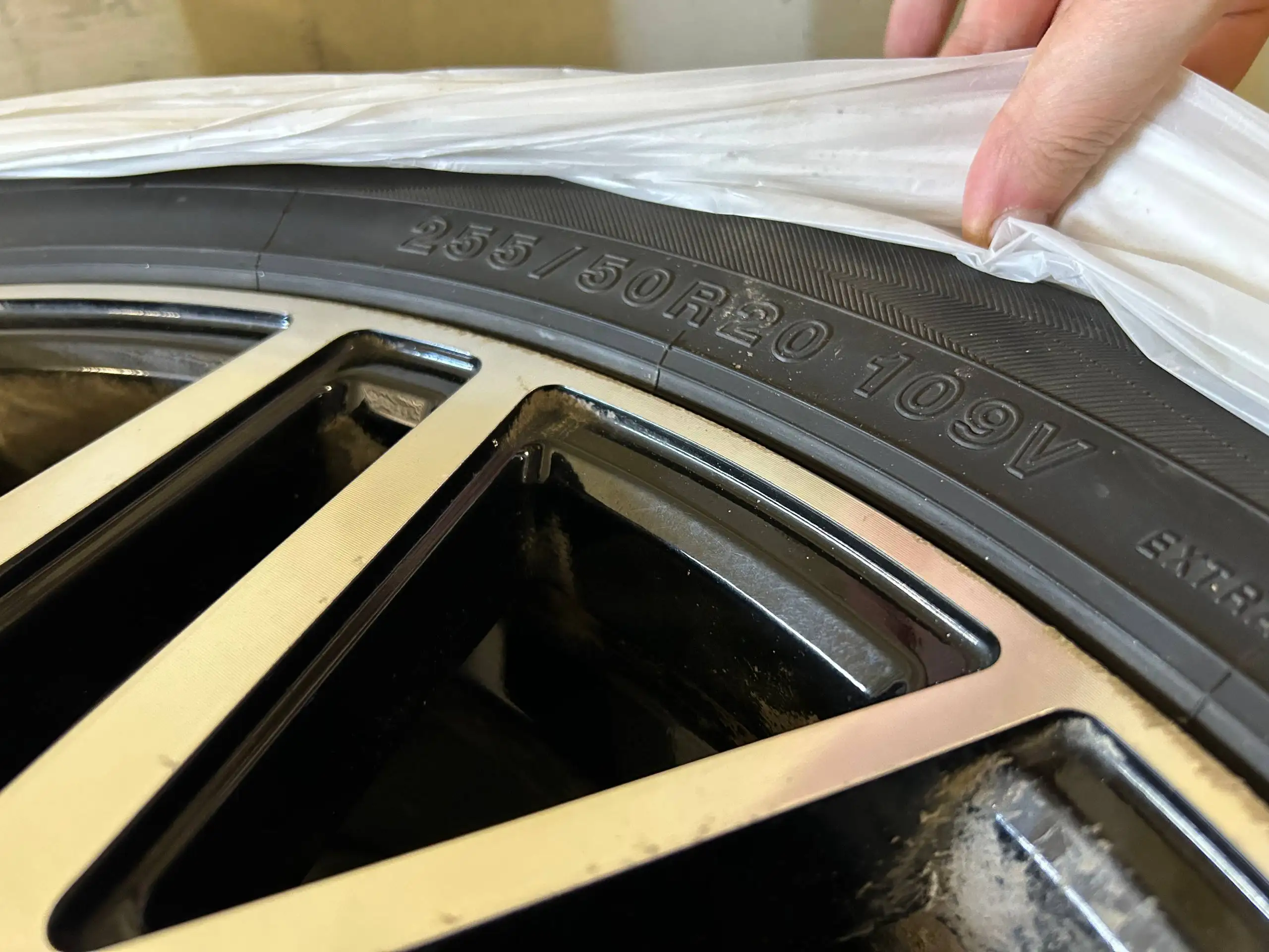 Продам колеса в сборе R20 - Колёса и шины (Авто) в Люберцы