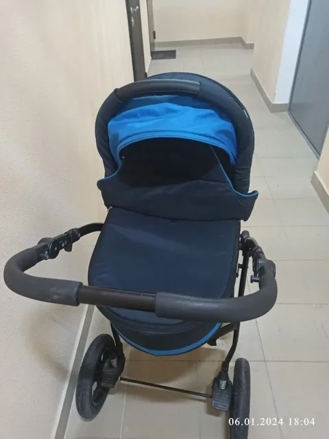 Продам коляску 2 в 1 с комплектом - Детские кроватки в Люберцы