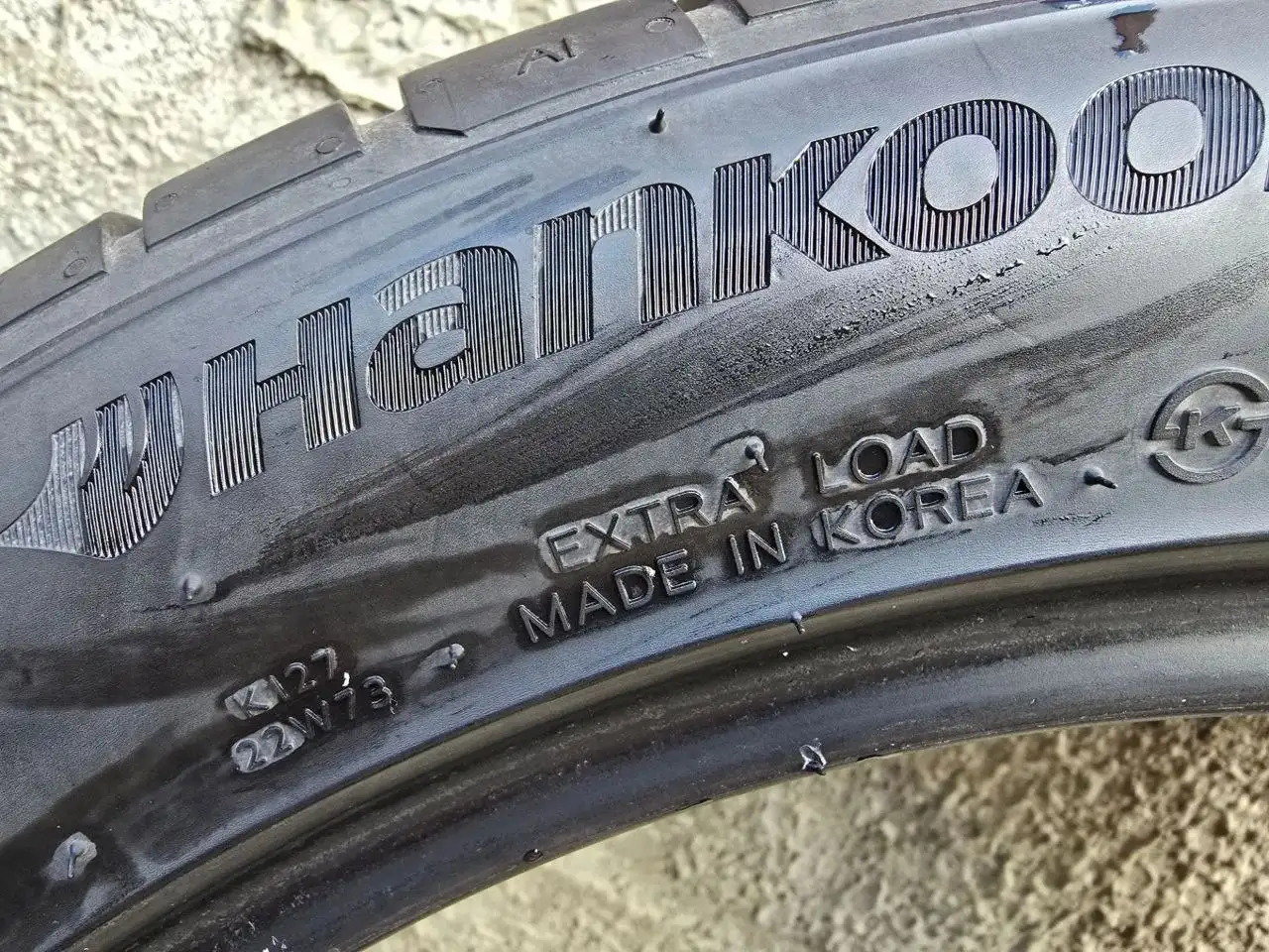 Hankook Ventus S1 Evo 3 235/45/18 - Шины и диски (Авто) в Люберцы