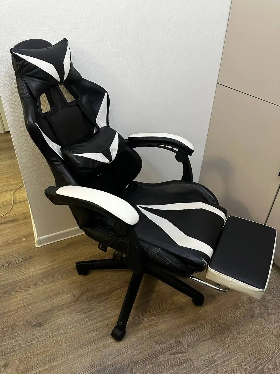 Продам игровое геймерское кресло - Мебель (Барахолка) в Люберцы