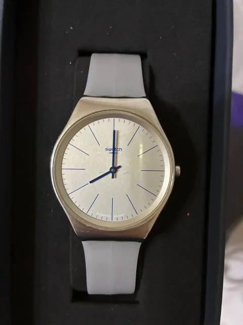 Продажа швейцарских часов Swatch с набором ремешков - Ягоды в Люберцы