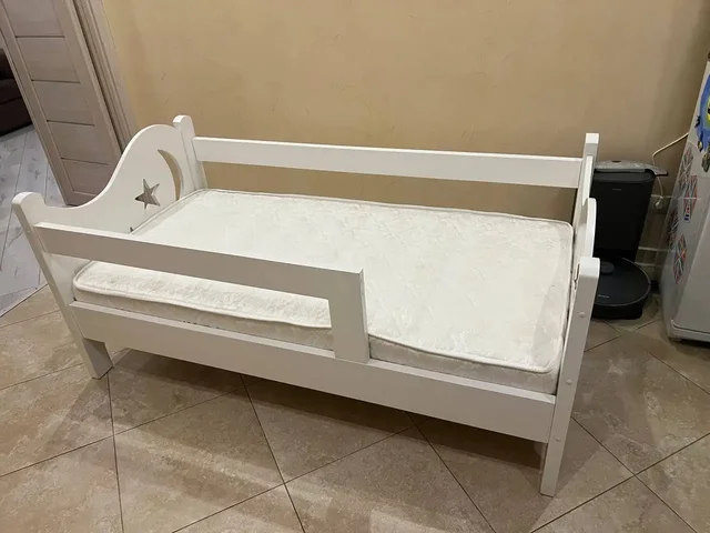 Продам кровать с матрасом - Инструменты в Люберцы