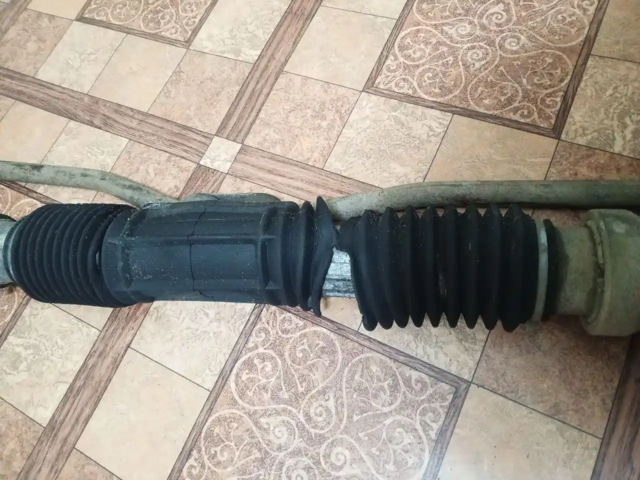 Рейка рулевая от 10 семейства - Запчасти в Йошкар-Ола