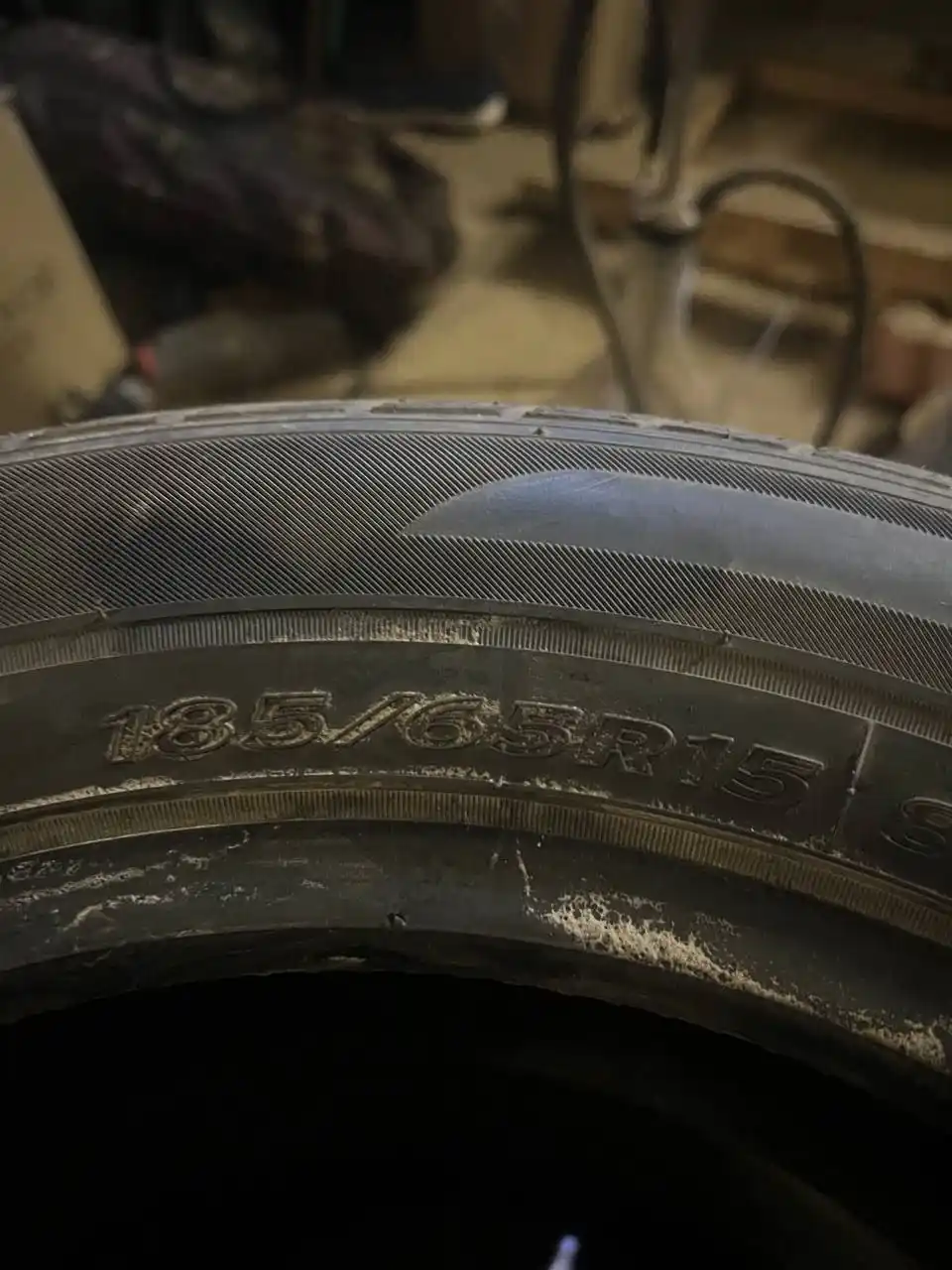Продам 4 баллона 185/65 R15