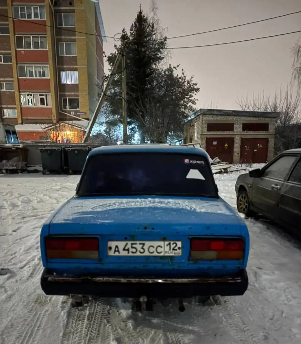 ВАЗ 2107 1985 года