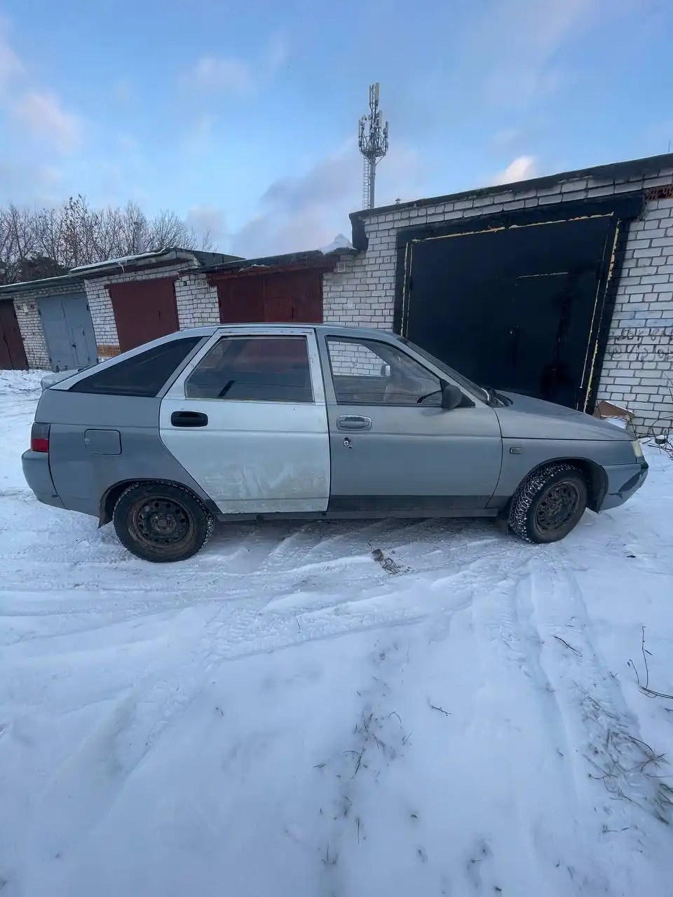 Продажа автомобиля ВАЗ 2112 2002 года