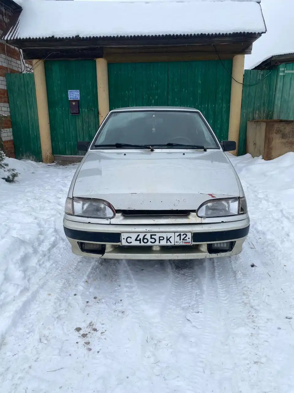 Автомобиль 2006 года