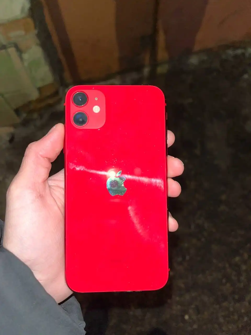 iPhone 11 с замененным аккумулятором и комплектом
