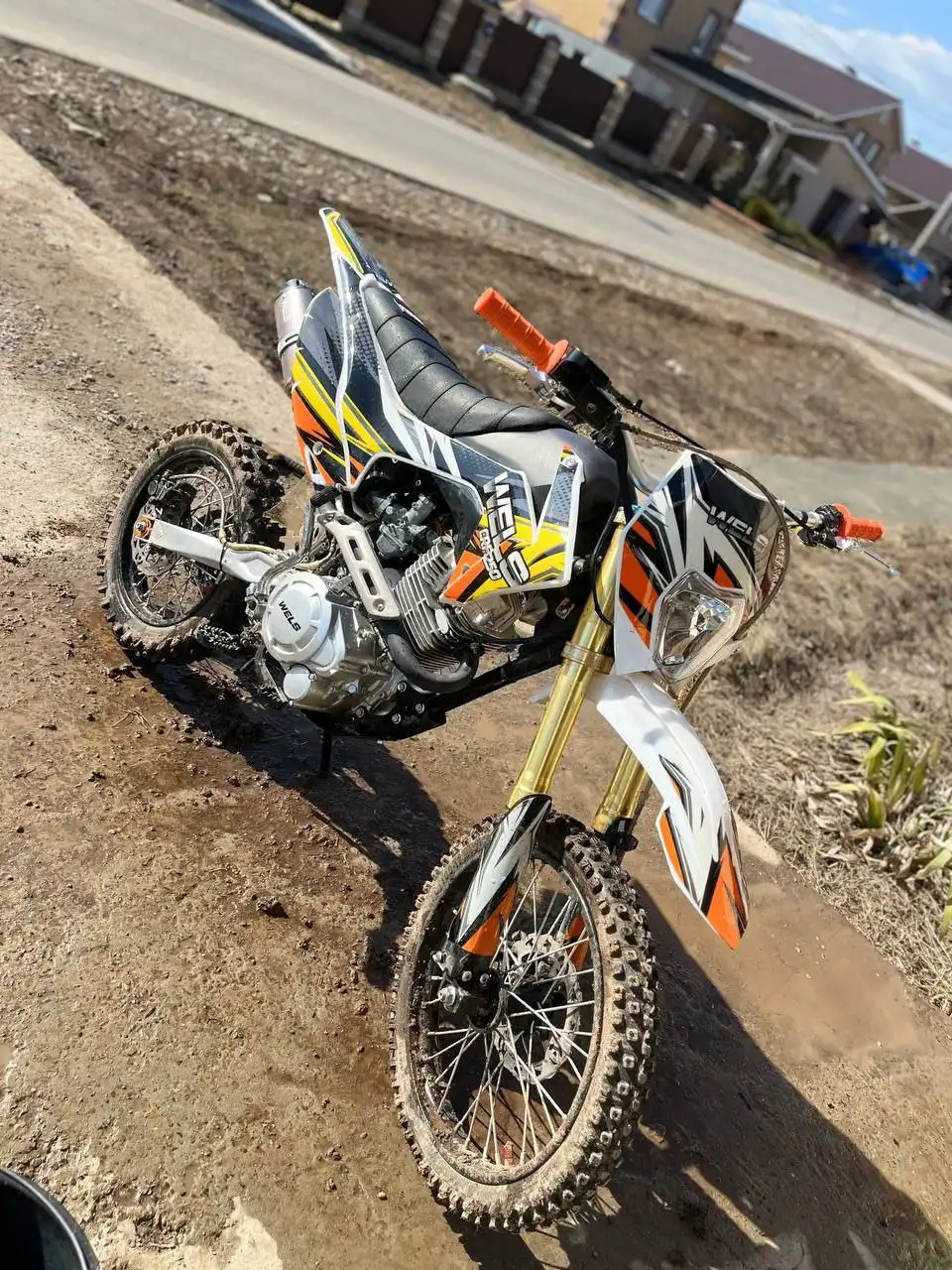 Продам мотоцикл 250 кубов