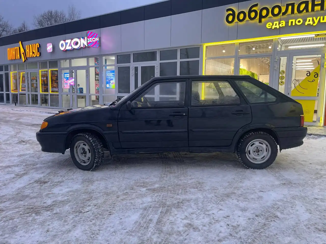 Продам ВАЗ 2114 2007 года в черном цвете