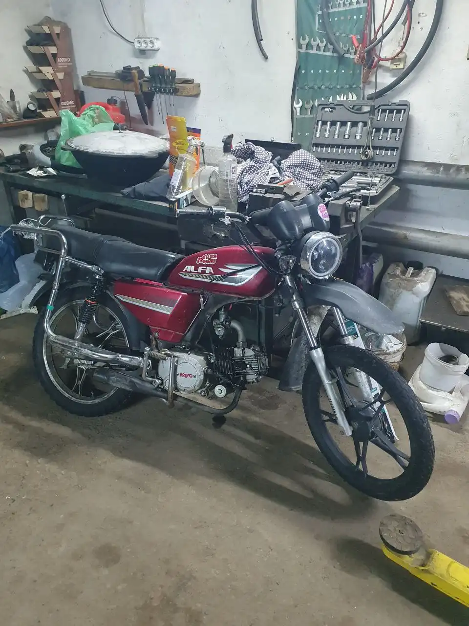 Продам мотор 140 с коробкой передач