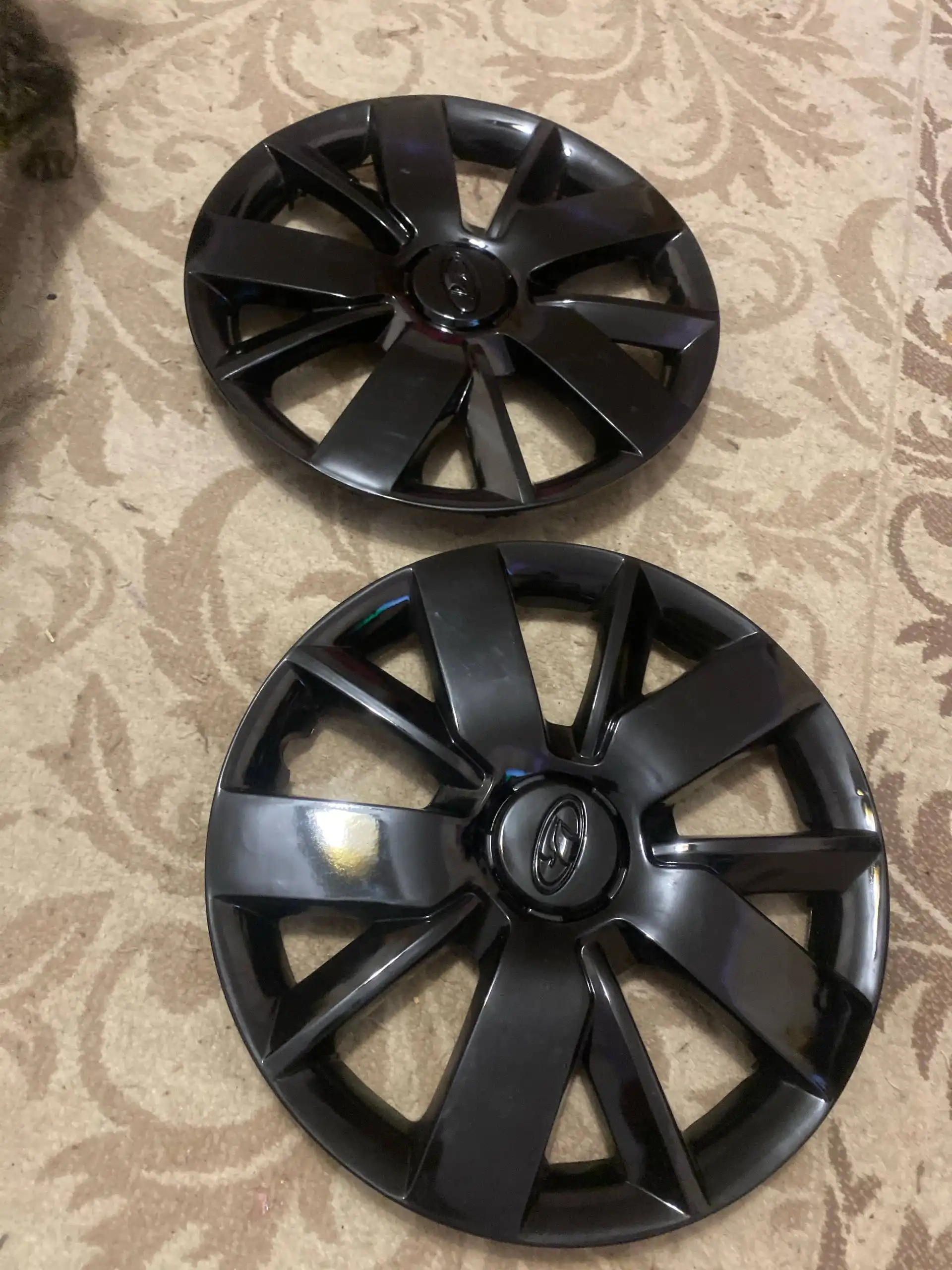 Крыло Приора и колпаки - Запчасти в Йошкар-Ола