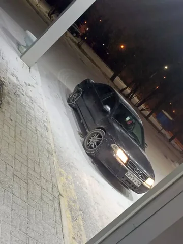 Продажа Audi A4 B5 1995 года под разбор или восстановление - Диски и шины в Йошкар-Ола