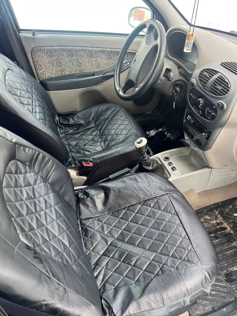 Продажа автомобиля 2006 года с хорошим мотором и коробкой - Авто в Йошкар-Ола