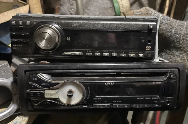 Продам магнитолы - Грузовые и коммерческие в Йошкар-Ола