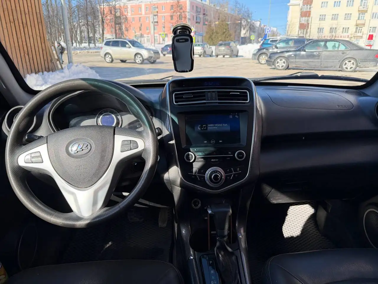 Продам автомобиль Toyota Camry 2017 года с пробегом 100 тыс. км - Легковые автомобили (Авто) в Канаш