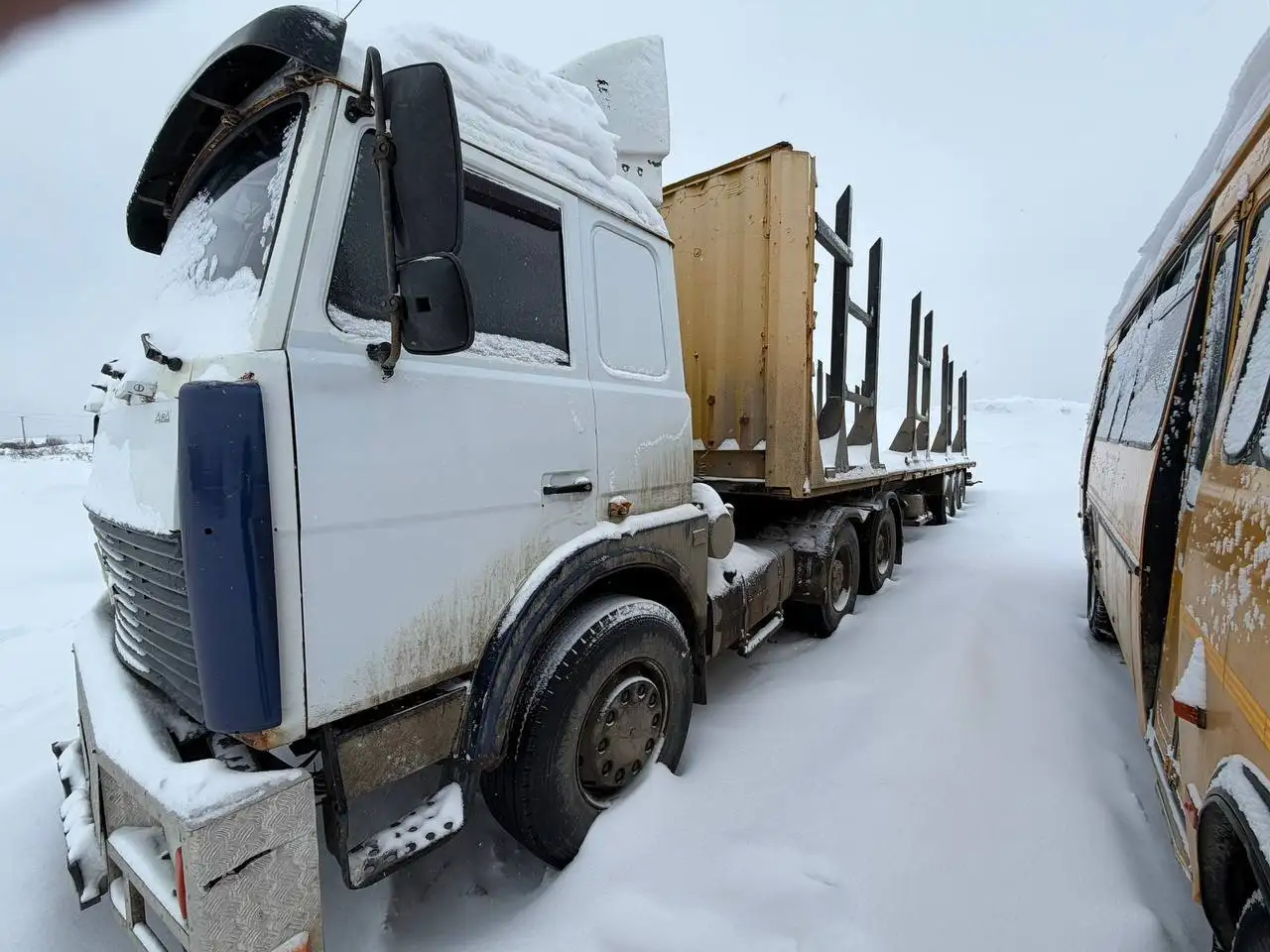 Продам МАЗ 2008 года с полуприцепом - Грузовики (Авто) в Йошкар-Ола