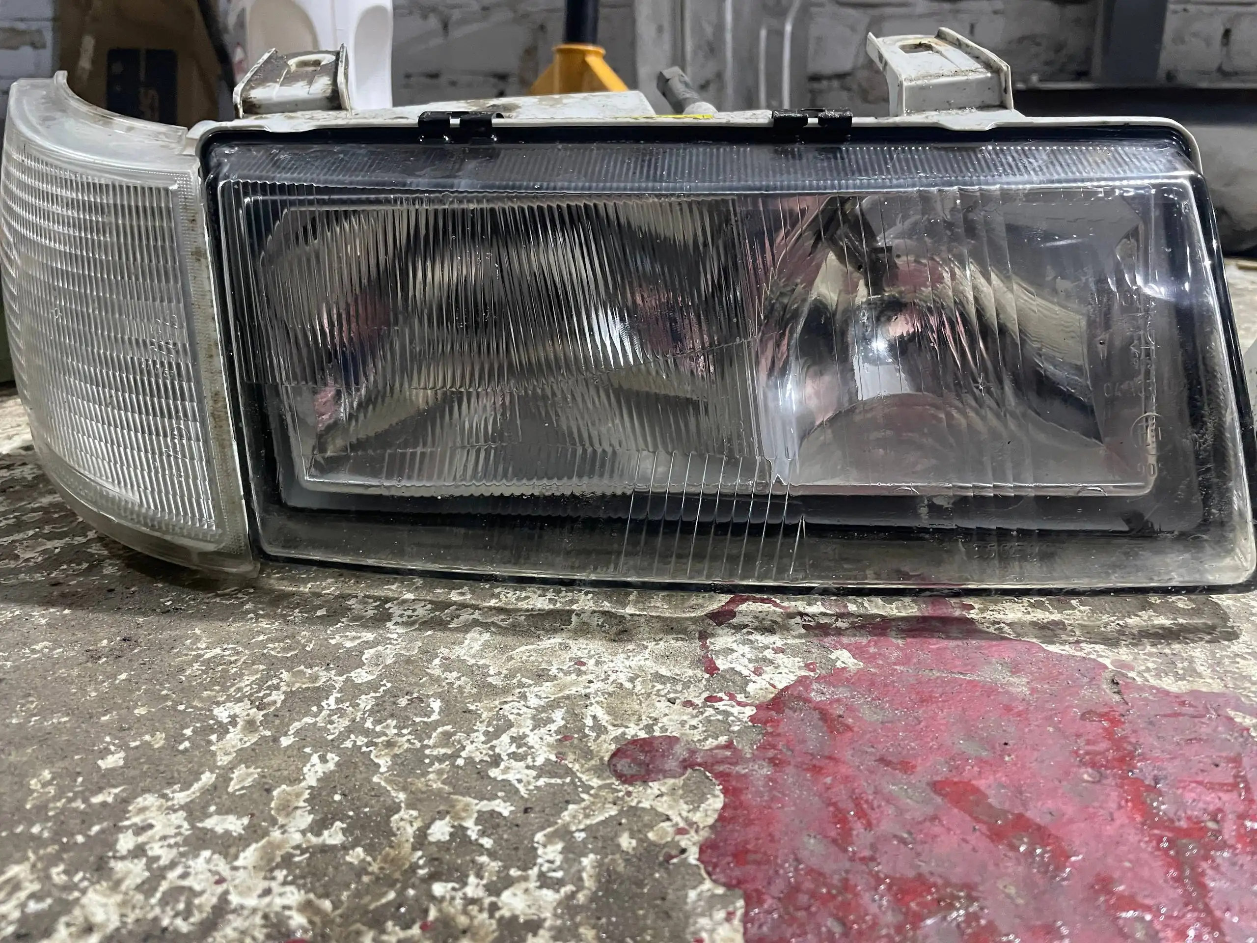 Фары от автомобиля ВАЗ-2112 - Осветительные приборы (Запчасти) в Йошкар-Ола