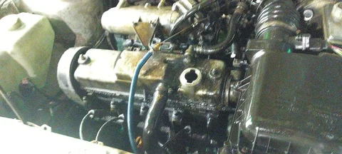 Срочно нужна крышка на двигатель и доставка до заправки Татнефть - Грузовые и коммерческие в Йошкар-Ола